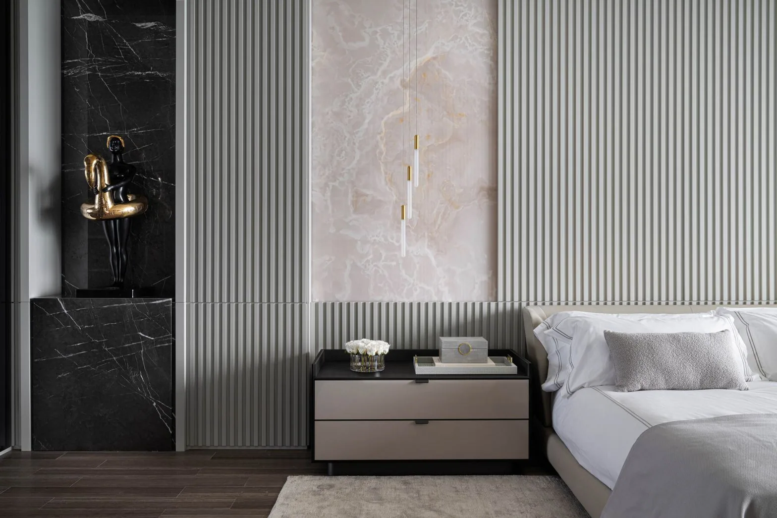 ↑ 8_Masterbedroom_AdrianaLacruz_LacruzDesignStudio@GabrielVolpi.heic