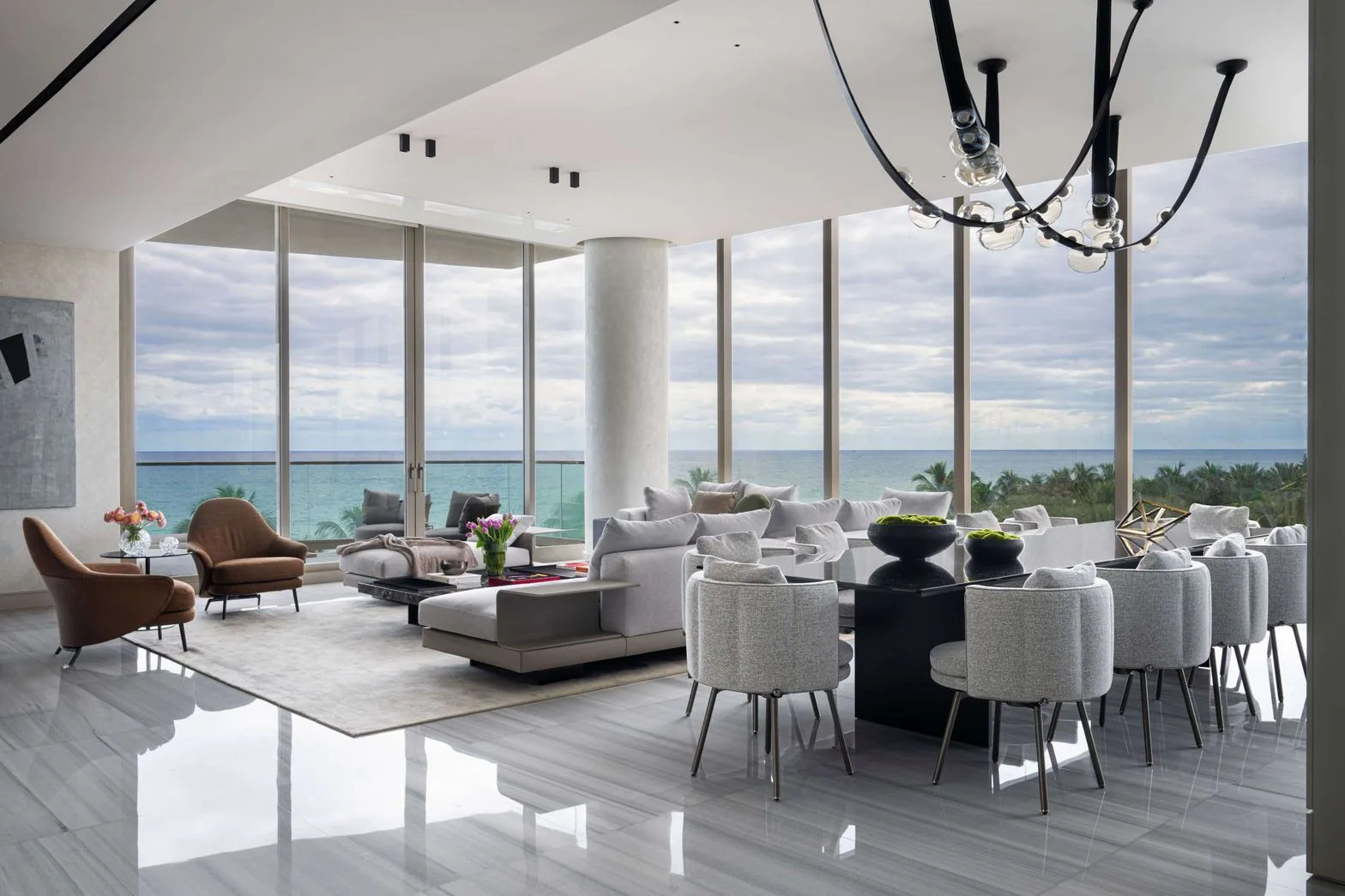 Apex of Modern Living, Acqualina 504 - Photography: Gabriel Volpi