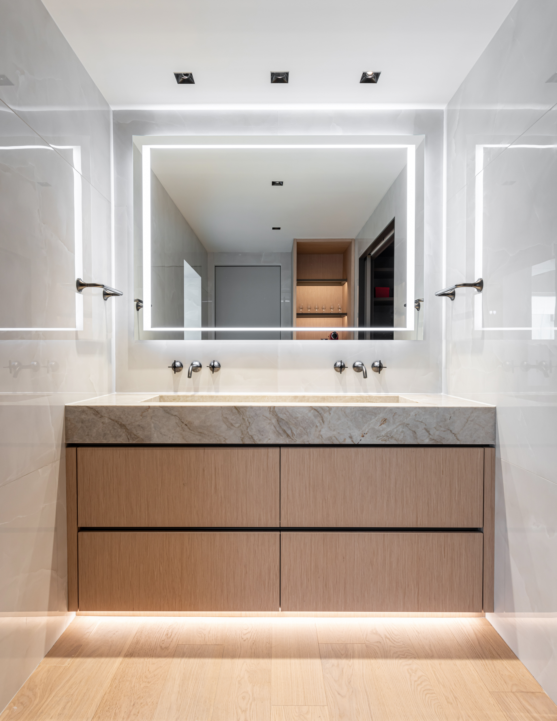 House 2241 master bathroom, Fort Lauderdale, Photography: Emilio Collavino