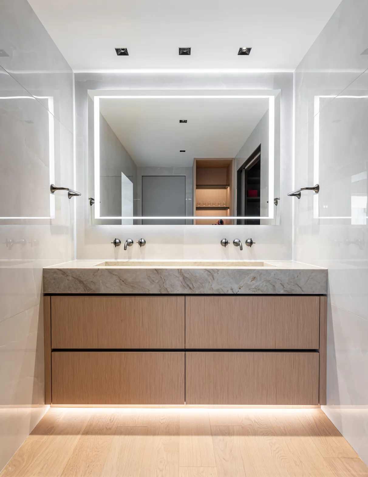 House 2241 master bathroom, Fort Lauderdale, Photography: Emilio Collavino
